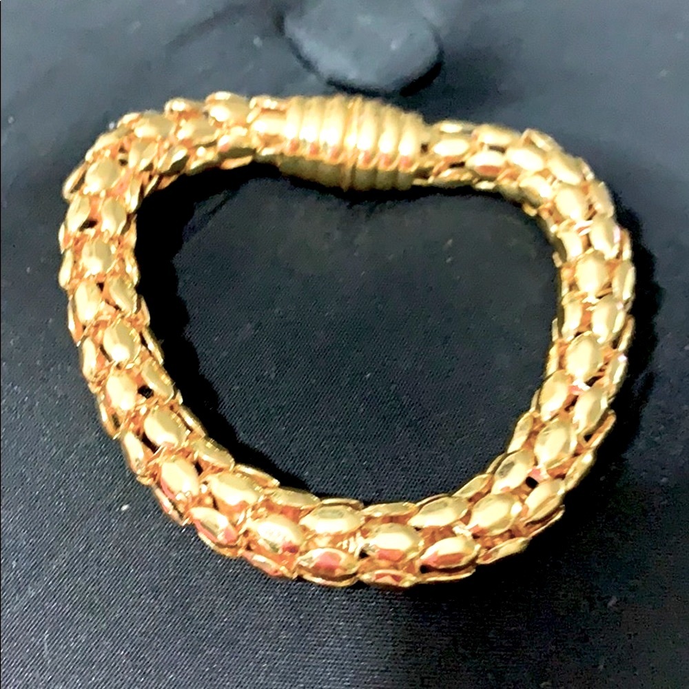 Gorgeous unique bracelet